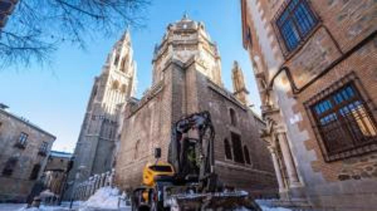 La catedral durante estos días de la gran nevada en la ciudad de Toledo