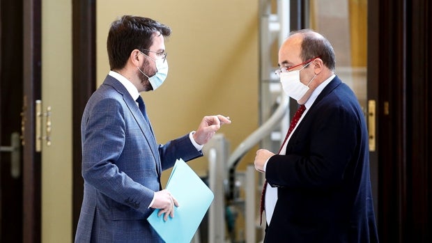 Torra pide un nuevo confinamiento domiciliario y la Generalitat lo descarta