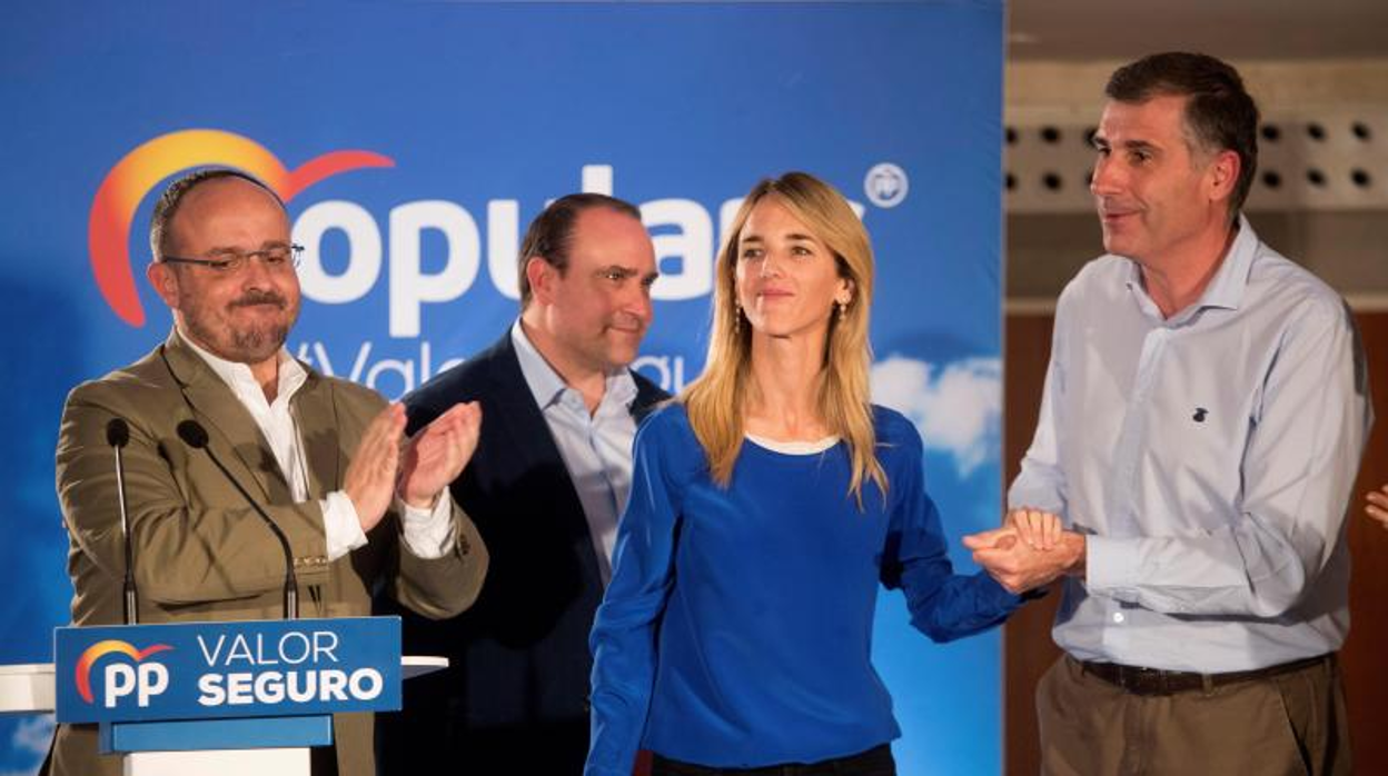 Daniel Serrano, entre Alejandro Fernández y Cayetana Álvarez de Toledo, en un acto de campaña en 2019