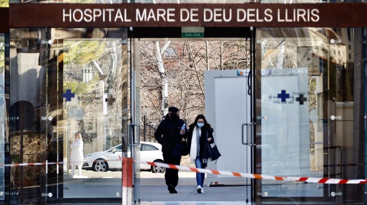 Imagen del acceso al Hospital Virgen de los Lirios de Alcoy