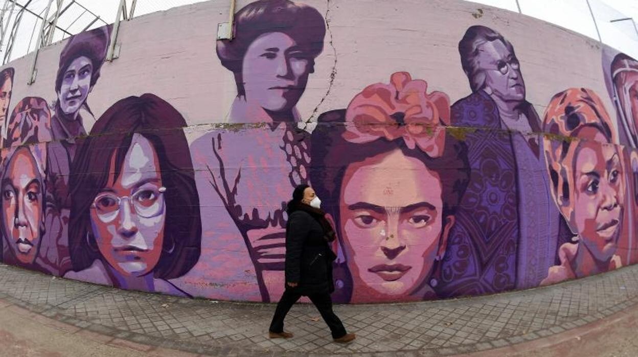 El mural de Ciudad Lineal que ha suscitado la polémica