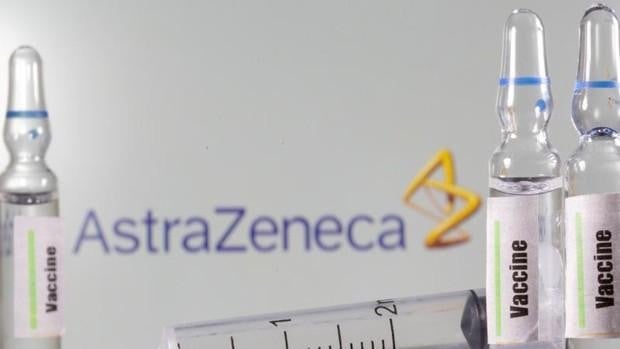 La Agencia Europea del Medicamento da luz verde a la vacuna de AstraZeneca, también para mayores de 65