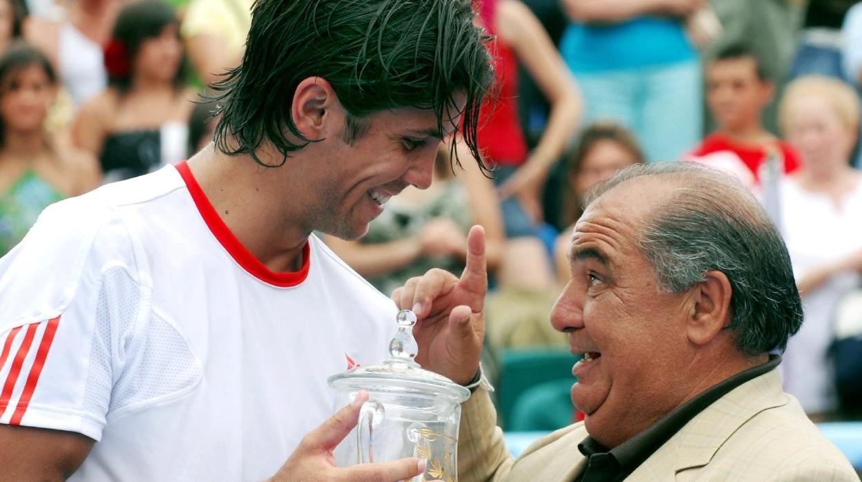 Pedro Muñoz, con el tenista Fernando Verdasc en 2007