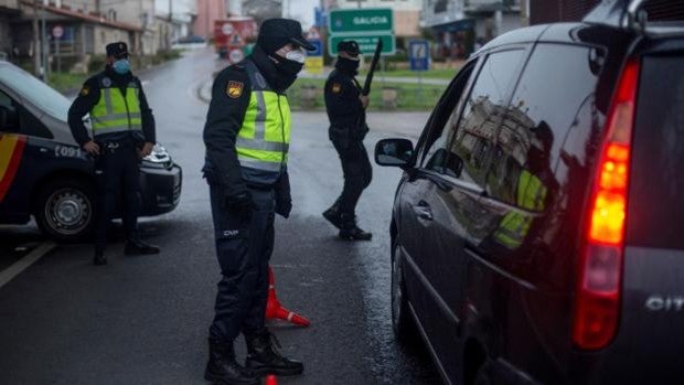 El precio de ser policía en tu tierra