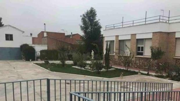 Dos fallecidos y 26 infectados por un brote de covid en una residencia de Daimiel