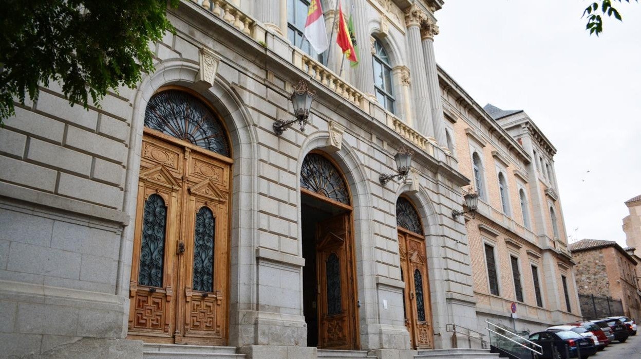 Fachada de la Diputación de Toledo