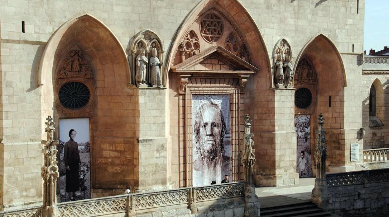 Bocetos de Antonio López para la fachada de Santa María de la Catedral de Burgos