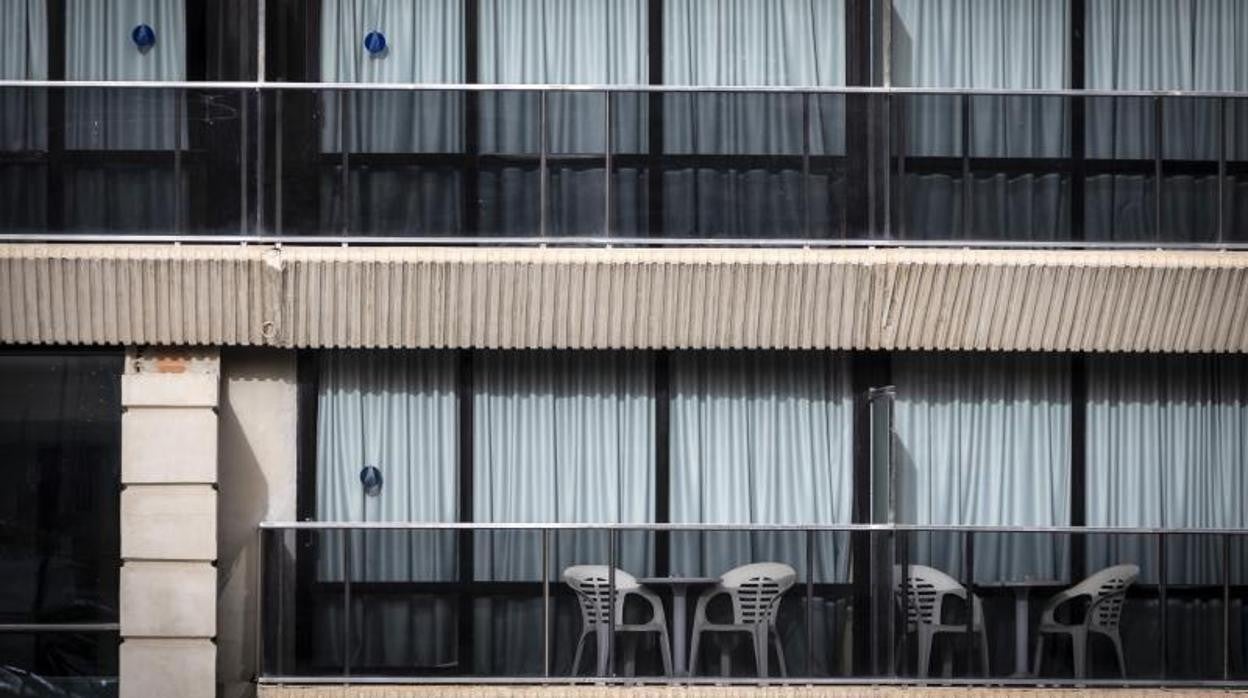 Habitaciones de un hotel cerrado durante la pandemia