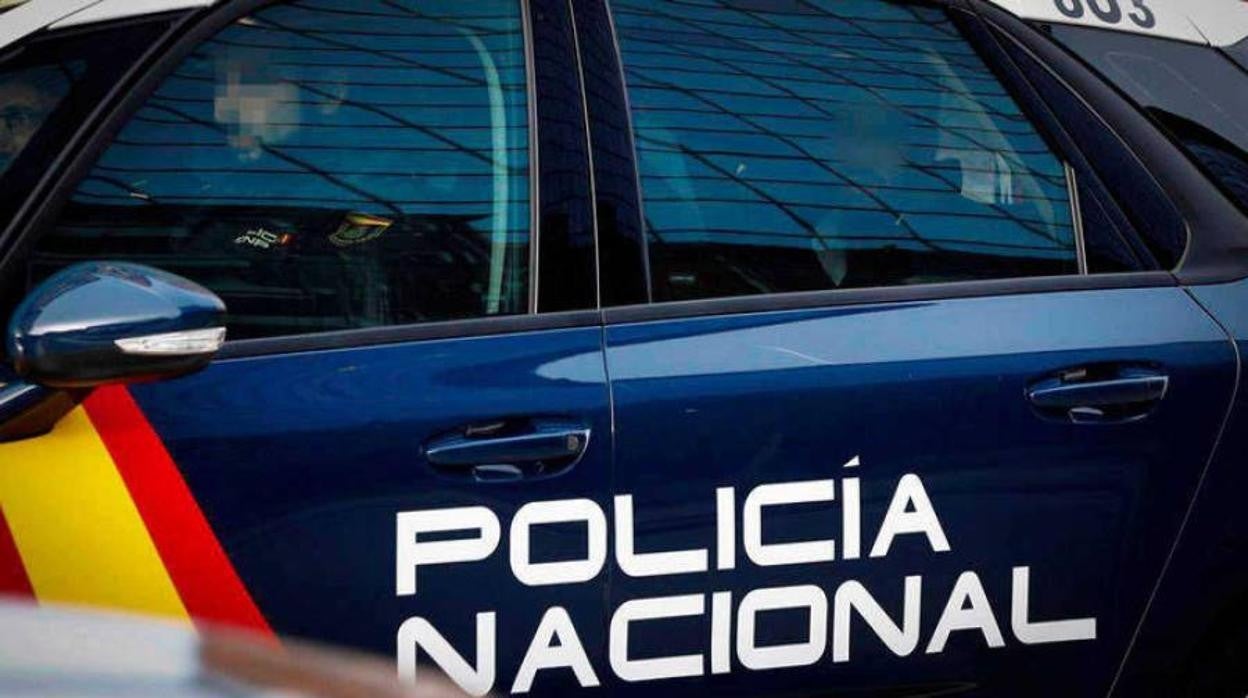 Un hombre mata a una joven de 22 años y hiere de gravedad a su novio en Orense