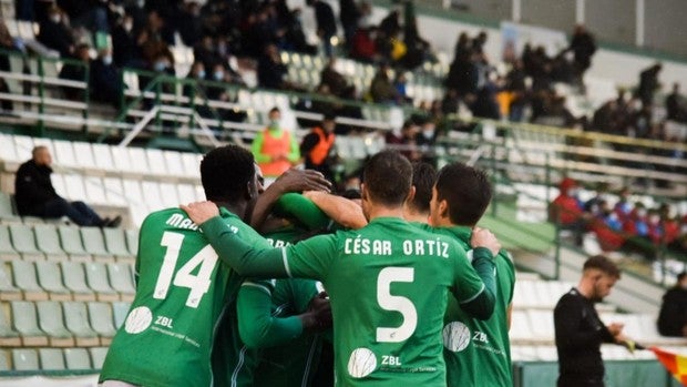 3-0: Cómoda victoria del Toledo ante un Illescas sin juego ofensivo