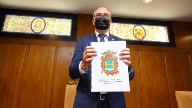 El tripartito de Ponferrada suma el apoyo del Partido Regionalista del Bierzo para aprobar un presupuesto de 62,5 millones