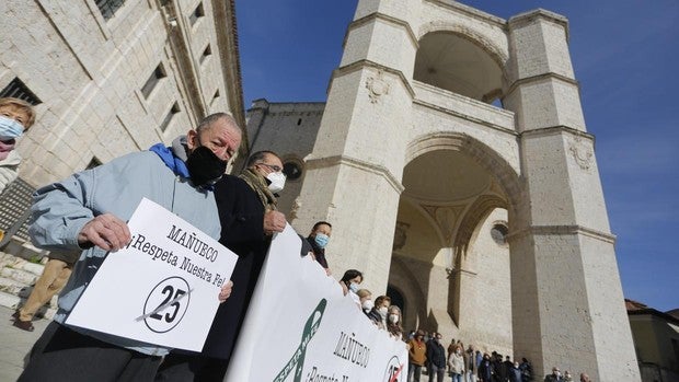 El Supremo rechaza por «desproporcionado» el límite de 25 personas en las iglesias impuesto por Castilla y León