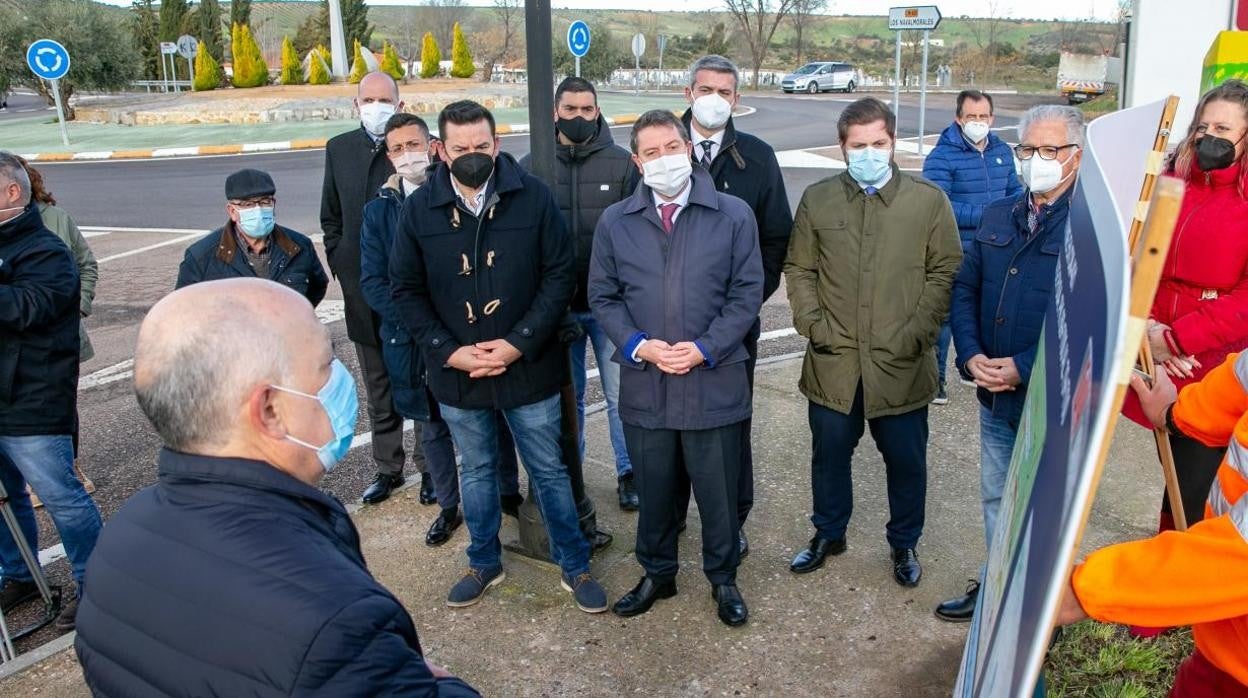 García-Page y Hernando, durante la inauguración del tramo de la CM-401