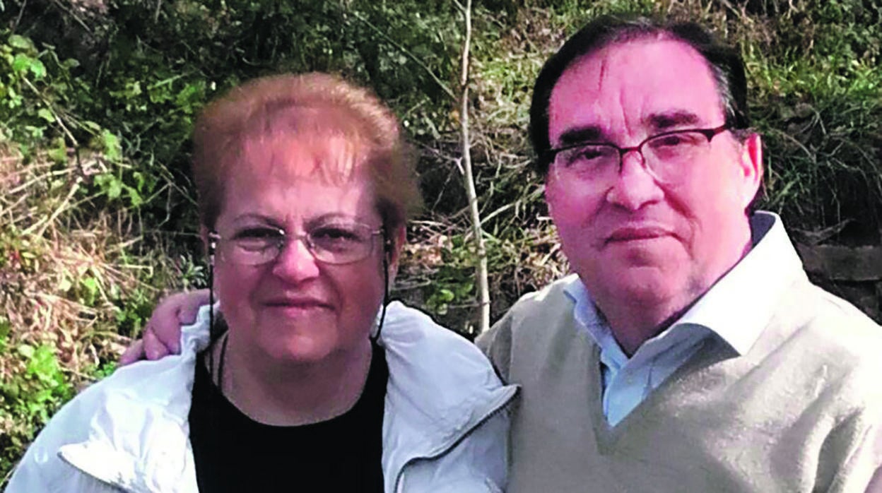 Mara y Paco, durante un retiro elebrado hace tres años por la parroquia de San Martín de Valencia