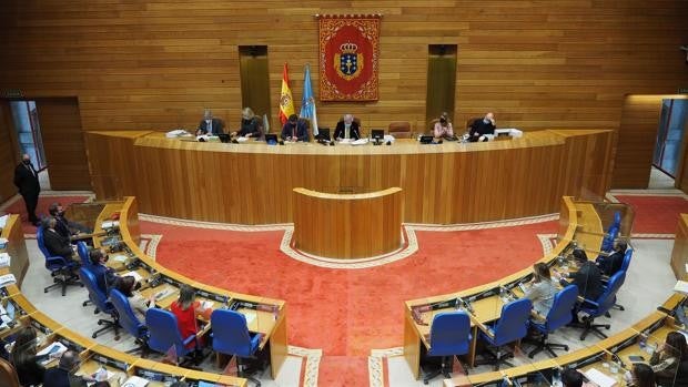 La ley que simplifica los trámites administrativos vuelve a evidenciar el «no» permanente de la oposición