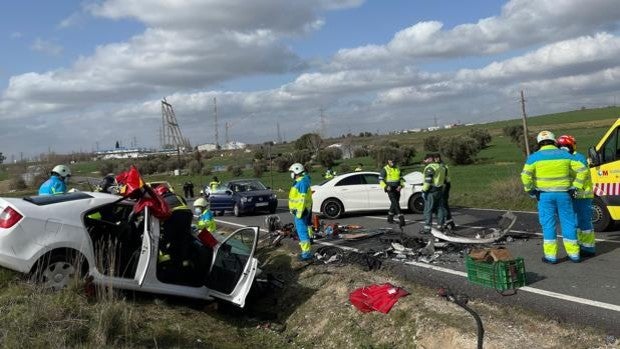 Muere una pareja de ancianos tras chocar contra otro coche en Móstoles