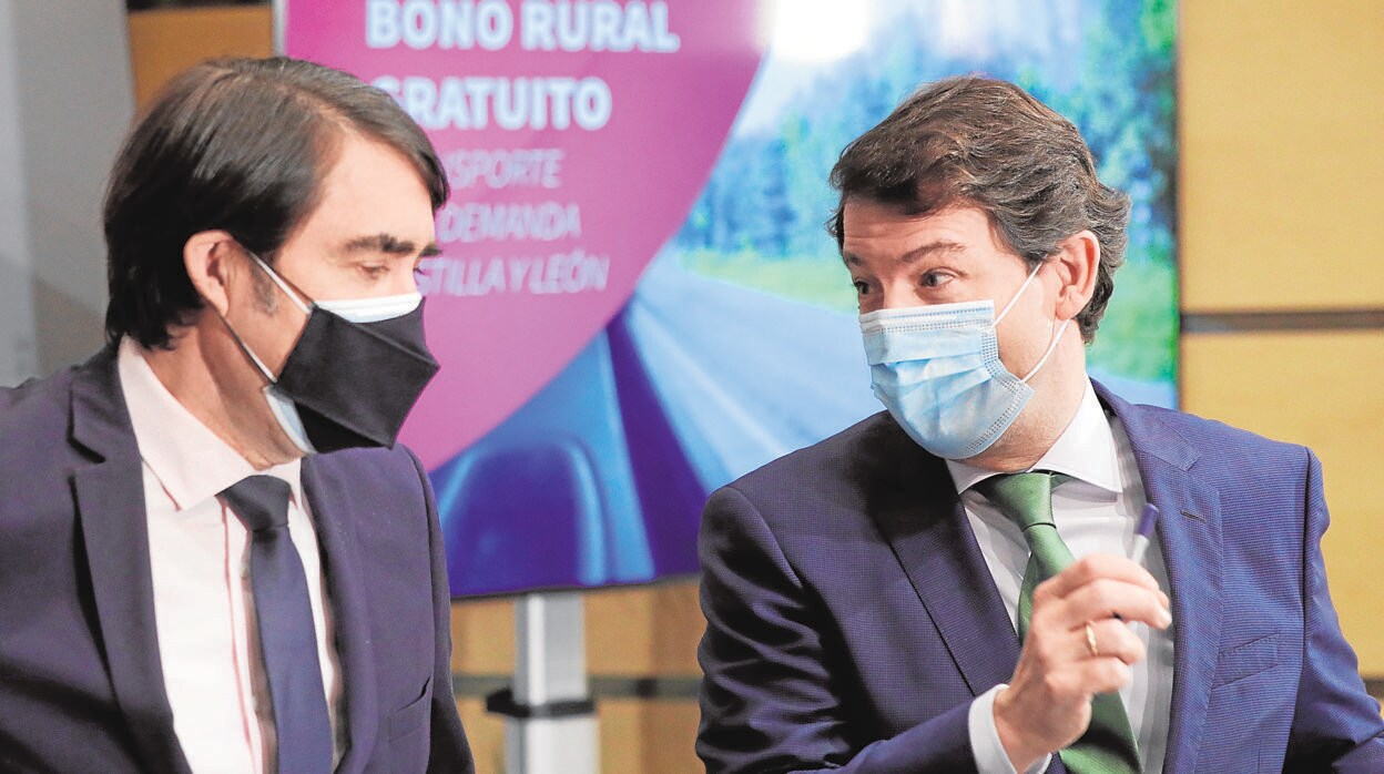 Juan Carlos Suárez-Quiñones y Alfonso Fernández Mañueco, ayer antes de la presentación del Bono Rural
