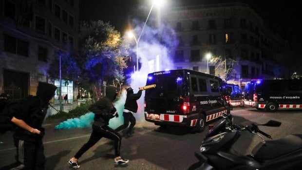 Mossos d’Esquadra: «No son cuatro desgraciados, son la élite catalana»