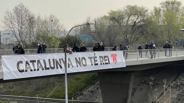 Escasa presencia de manifestantes y CDR en las concentraciones por la visita del Rey a Barcelona