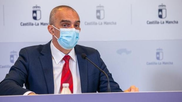 Castilla-La Mancha pone en marcha el telefóno 925248367 para resolver dudas sobre la vacunación