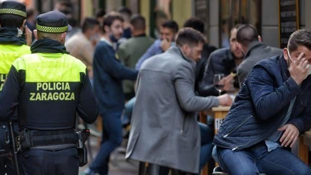 Zaragoza propone un «pasaporte Covid» que certifique la calidad del aire de bares y restaurantes