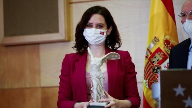 Ayuso acatará las normas que se apliquen para Semana Santa, aunque critica que cerrar por cerrar es «un abuso de poder»