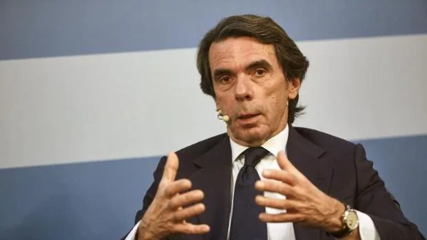 Aznar cree que el PP necesita un proyecto «muy claro e identificable», que sea un imán en el centro-derecha