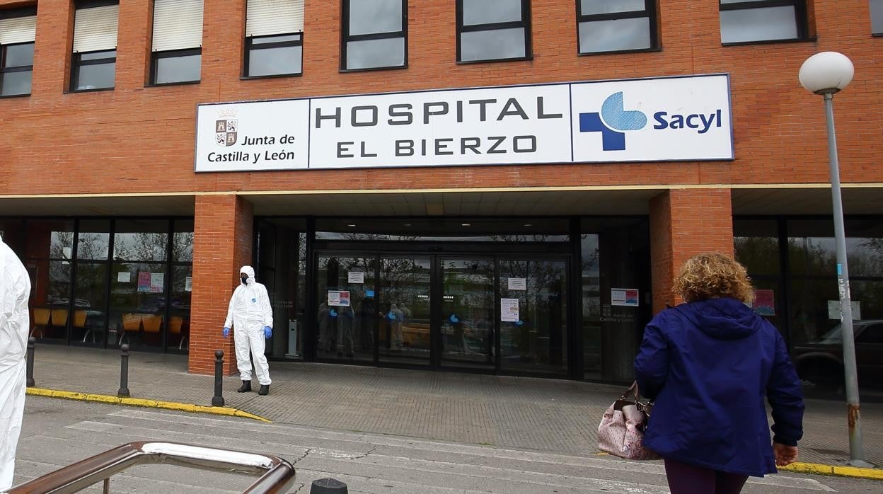 La víctima murió esta madrugada tras ingresar en el Hospital del Bierzo