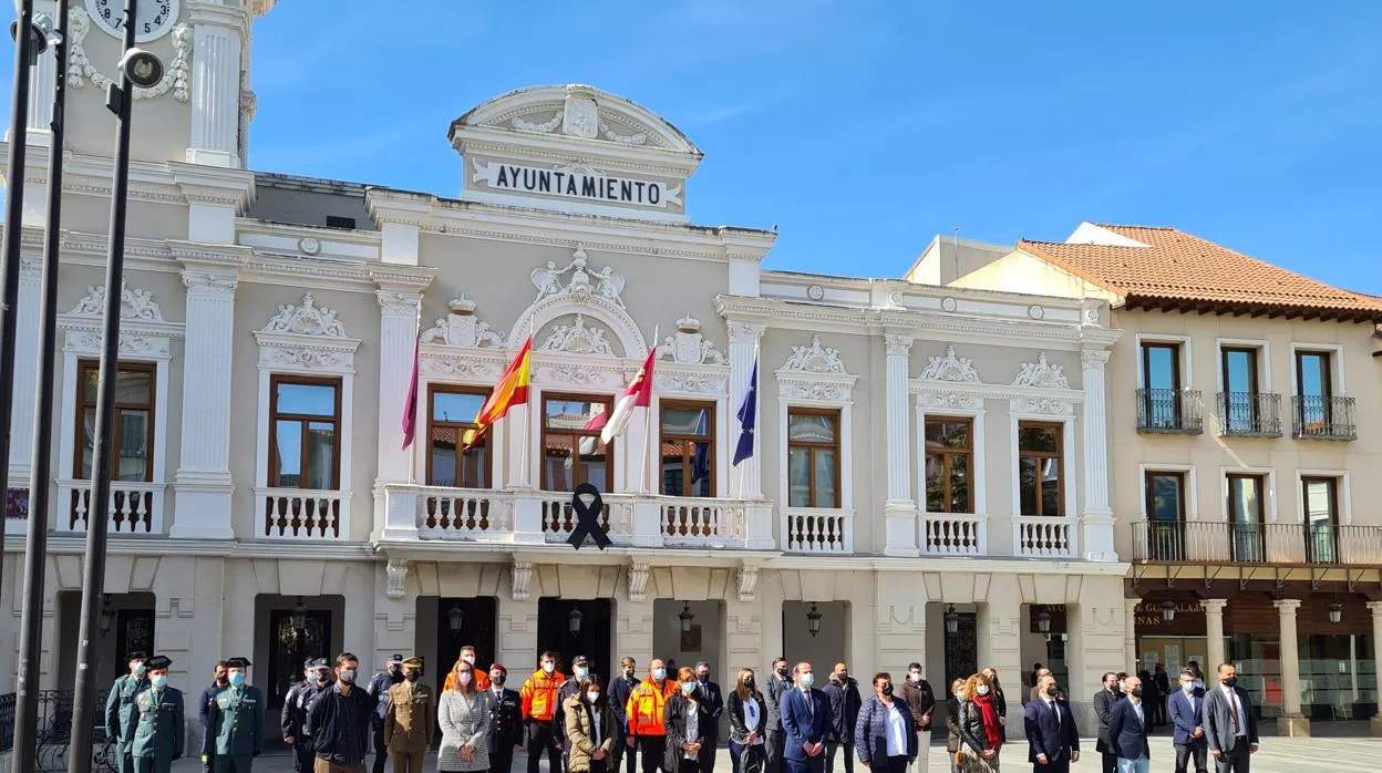 El alcalde ha presidido el acto homenaje por las víctimas del 11-M en Guadalajara