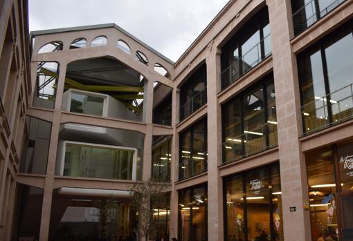 La antigua Serrería Belga acoge actualmente el centro Medialab-Prado