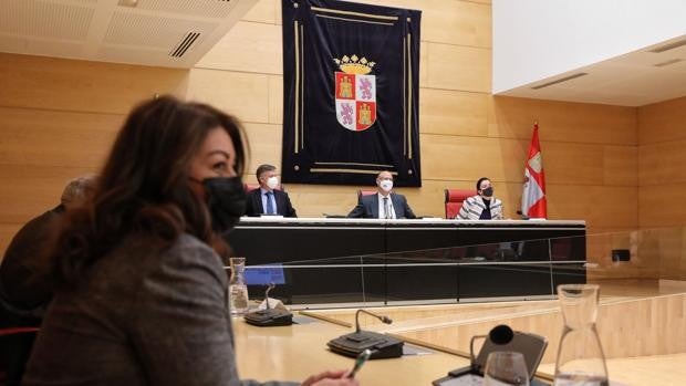 Las Cortes admiten a trámite la moción de censura del PSOE, que podría debatirse el lunes 22 de marzo