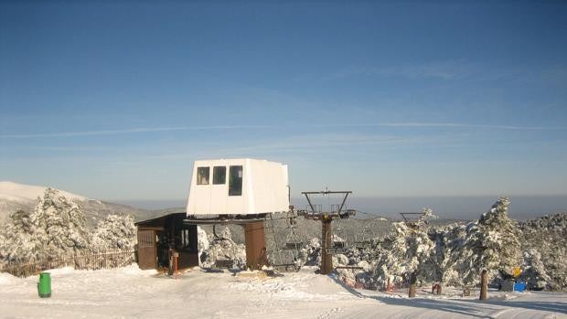 La estación de esquí de Navacerrada se ve abocada al «cierre total» sin las pistas en Segovia