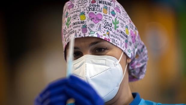 Coronavirus Galicia: Feijóo confirma que en abril llegarán menos vacunas de las comprometidas por el Gobierno