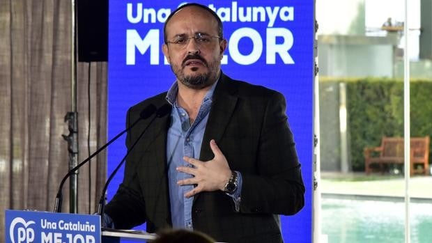 El PP catalán renueva su cúpula tras el fiasco del 14-F