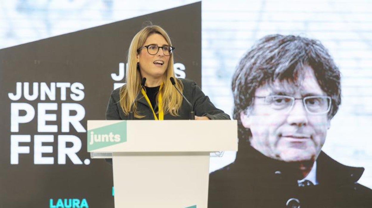 Elsa Artadi, a la que Junts quiere como consejera de Economía, en un acto electoral