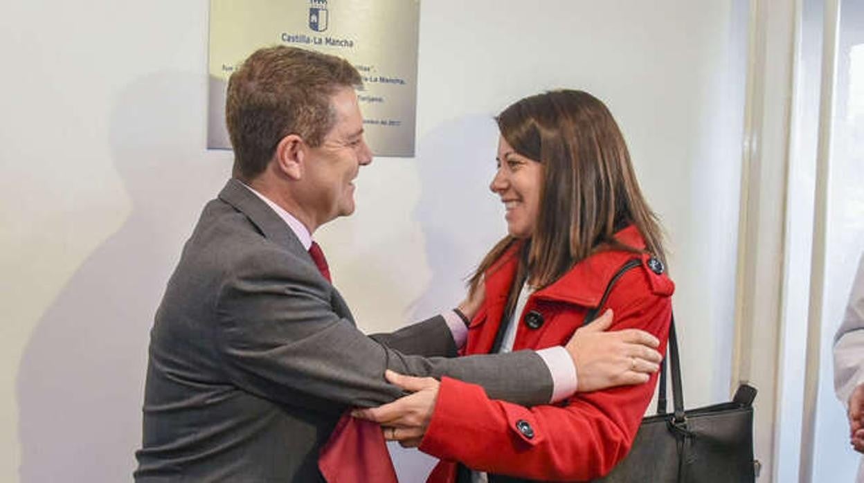 El presidente García-Page, junto a Bárbara García Torijano, en una imagen de archivo