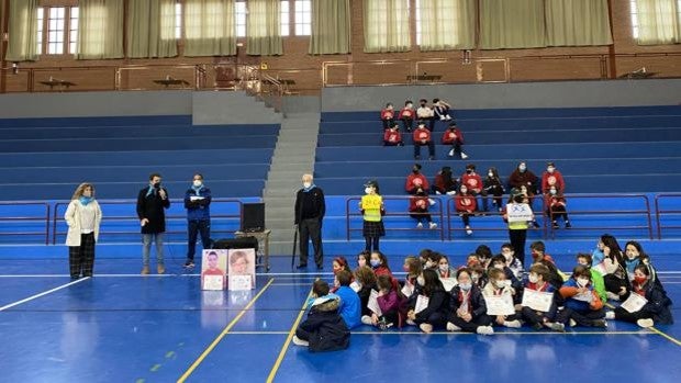 El colegio Infantes celebra la I Carrera 'Pablo y Beltrán' para la investigación del cáncer infantil