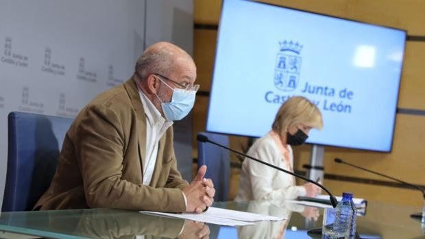 Castilla y León recibirá esta semana 7.400 dosis de la vacuna de Janssen que espera comenzar a poner el jueves