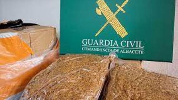 Intervenidos en Albacete 177 kilos de picadura de tabaco de contrabando comprados por internet