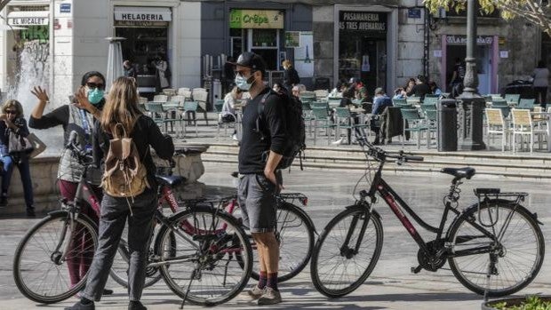 Valencia recibe un treinta por ciento más de turistas que Madrid pese al cierre perimetral de Ximo Puig