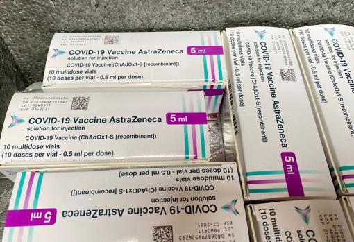 Imagen tomada este miércoles de la vacuna contra el coronavirus de AstraZeneca en Alicante