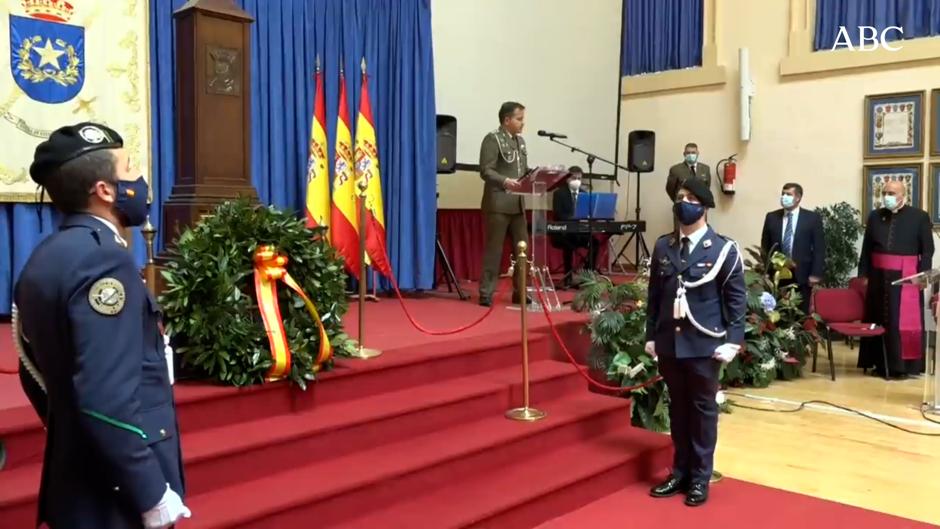 El emotivo 'Hallelujah' de un teniente coronel durante el homenaje a los militares víctimas del Covid-19