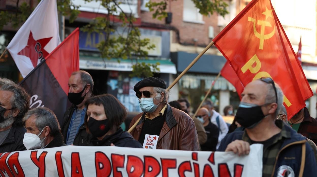 El Movimiento Antirrepresivo de Madrid (MAR) convoca una concentración en la &#147;Plaza Roja&#148; del barrio de Vallecas, con el fin de protestar contra los &#147;fascistas de la Policía