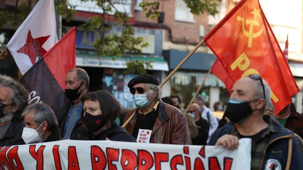 Dos mil radicales cercan la Asamblea de Madrid