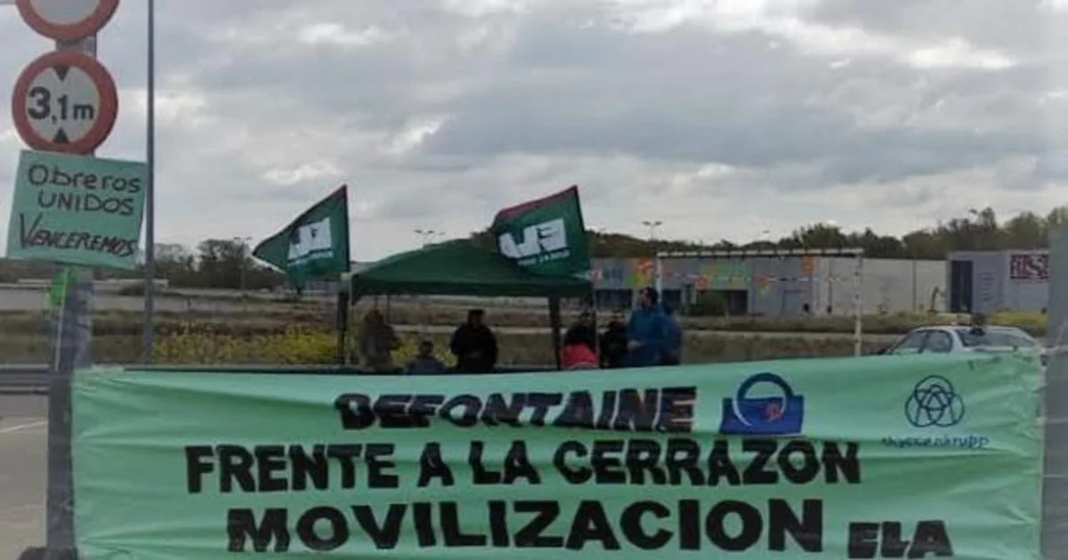 Imagen de la movilización organizada por trabajadores de la empresa Defontaine Ibérica en Viana.