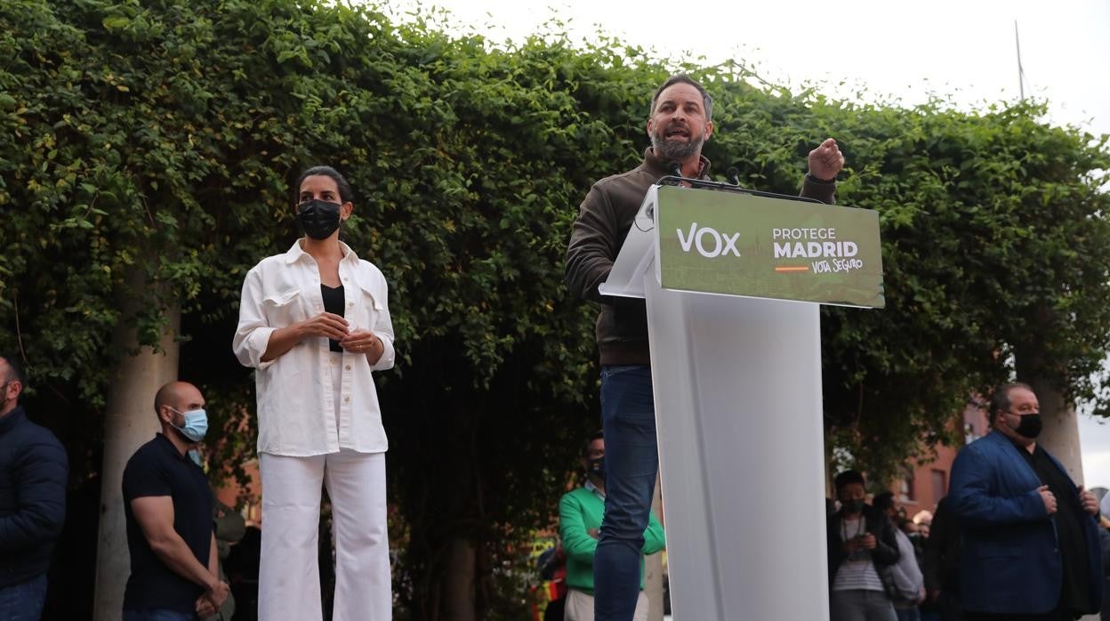 Rocío Monasterio y Santiago Abascal, en Parla