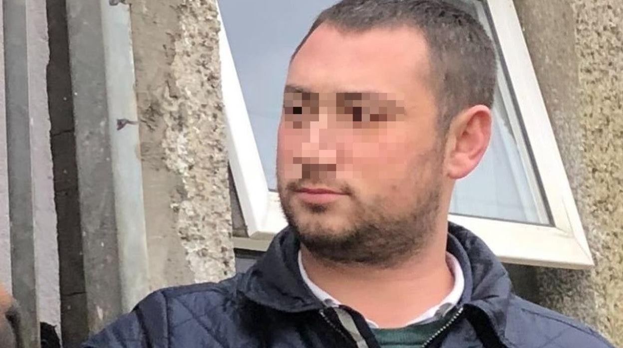 Ben Lewis, profesor arrestado por explotación sexual de menores