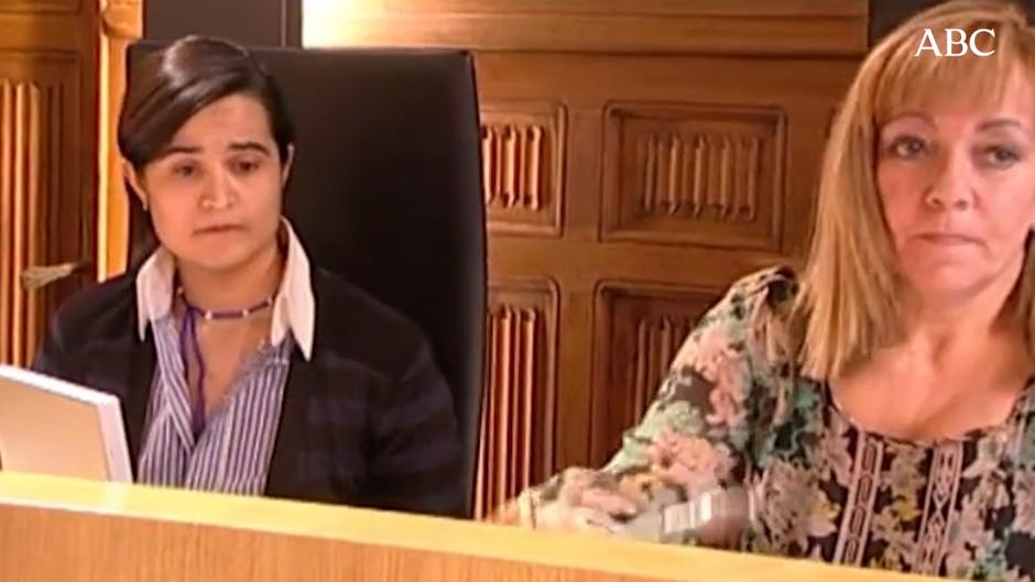 Las asesinas de Isabel Carrasco acumulan sanciones en la cárcel