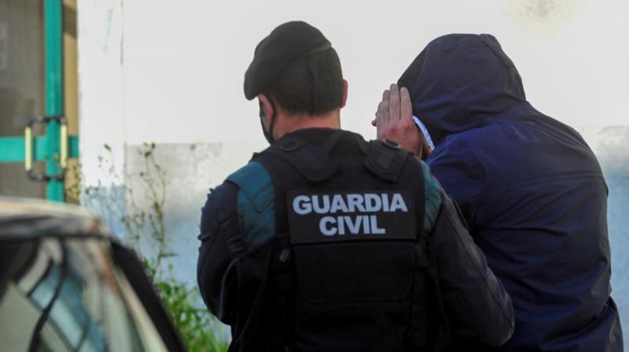 Diez personas han sido detenidas este martes en diferentes localidades gallegas