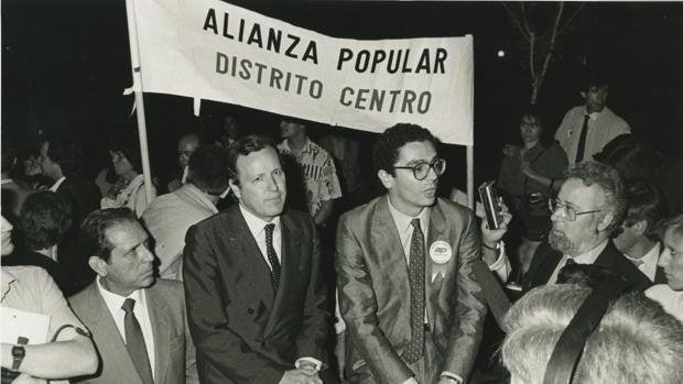 Elecciones de Madrid 1987: el precedente de votar entre semana